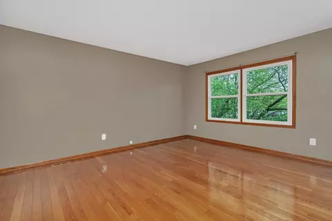Living - 108 Augusta Rd, Oswego, IL 60543 photo 2 of 6