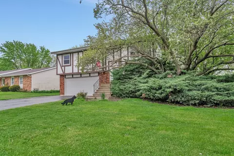 Exterior - 108 Augusta Rd, Oswego, IL 60543 photo 3 of 12