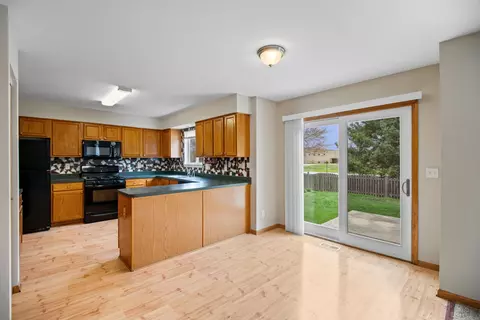 Kitchen - 14042 S Largo Ct, Plainfield, IL 60544 photo 1 of 4