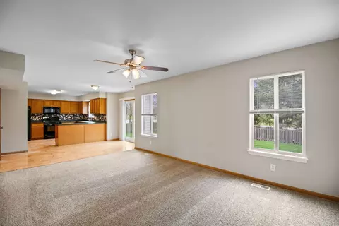 Living - 14042 S Largo Ct, Plainfield, IL 60544 photo 4 of 6