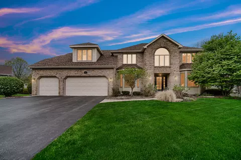 2119 Overstreet Ct, Naperville, IL 60565