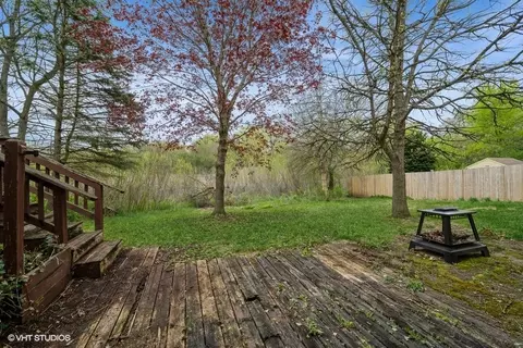 Exterior - 27833 W Bayview Dr, Ingleside, IL 60041 photo 3 of 4