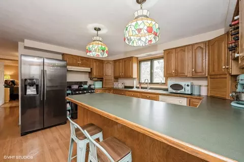 Kitchen - 27833 W Bayview Dr, Ingleside, IL 60041 photo 2 of 2
