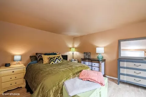 Bedroom - 27833 W Bayview Dr, Ingleside, IL 60041 photo 2 of 4