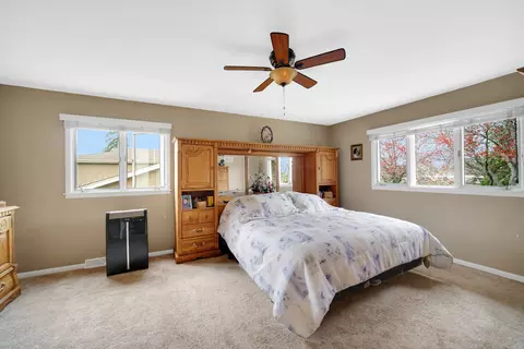 Bedroom - 1102 W Compton Pt, Addison, IL 60101 photo 1 of 4