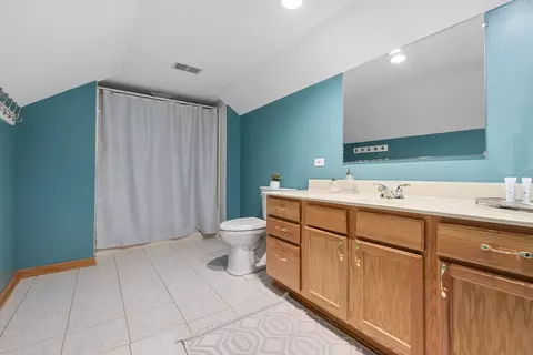 6932 Westview Dr, Oak Forest, IL 60452 photo 32