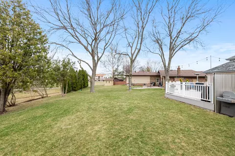 6932 Westview Dr, Oak Forest, IL 60452 photo 43