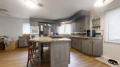 Kitchen - 229 E Jefferson St, Arcola, IL 61910 photo 1 of 4