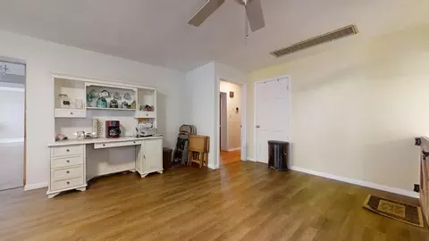 Entry Way - 229 E Jefferson St, Arcola, IL 61910 photo 3 of 5