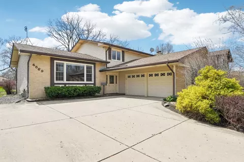 Exterior - 4569 Gettysburg Dr, Rolling Meadows, IL 60008 photo 1 of 8