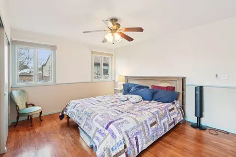 Bedroom - 4569 Gettysburg Dr, Rolling Meadows, IL 60008 photo 4 of 11