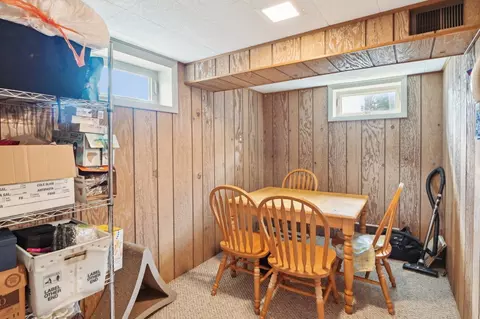 Dining - 4569 Gettysburg Dr, Rolling Meadows, IL 60008 photo 3 of 3