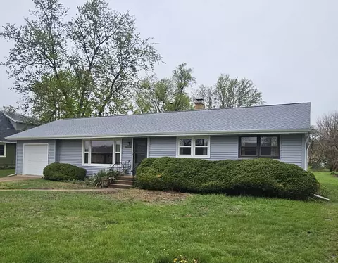 406 Sycamore Ln, Machesney Park, IL 61115