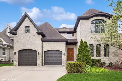 410 W 2nd St, Elmhurst, IL 60126