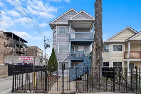 2215 S Sawyer Ave, Chicago, IL 60623