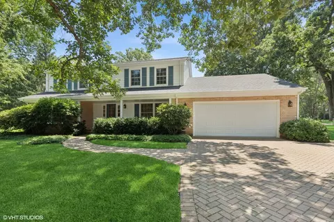 263 Linden Ave, Lake Forest, IL 60045