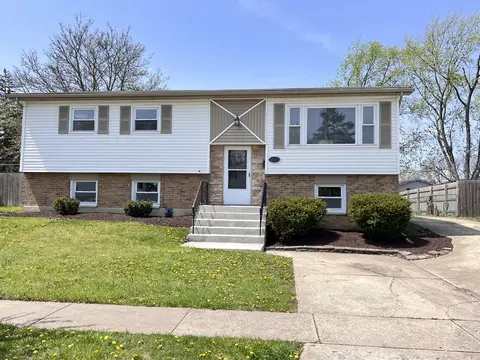 18960 Willow Ave, Country Club Hills, IL 60478