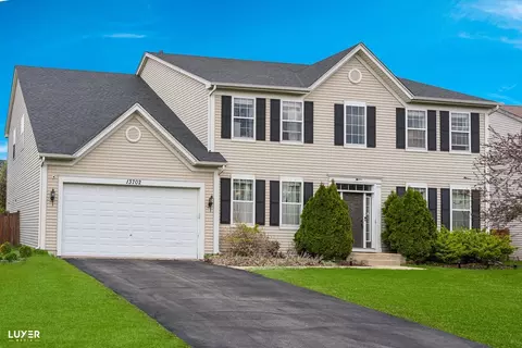 13702 Marigold Rd, Plainfield, IL 60544 photo 1