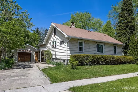 325 Church St, West Chicago, IL 60185