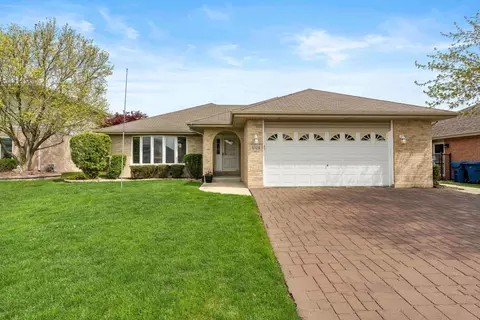5128 132nd Ct, Crestwood, IL 60418