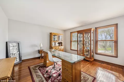 1210 Spring Hill Dr, Algonquin, IL 60102 photo 4