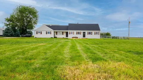 17594 N 2500 East Rd, Towanda, IL 61776