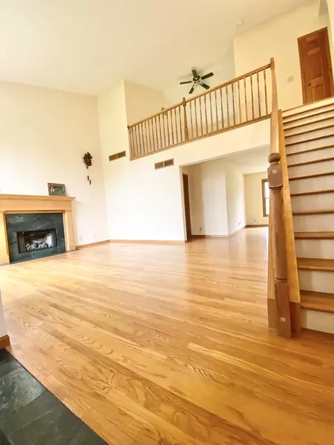 Living - 1102 Lost Nation Rd, Dixon, IL 61021 photo 2 of 5