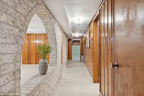 Entry Way - 7010 W Devon Ave, Chicago, IL 60631 photo 4 of 5