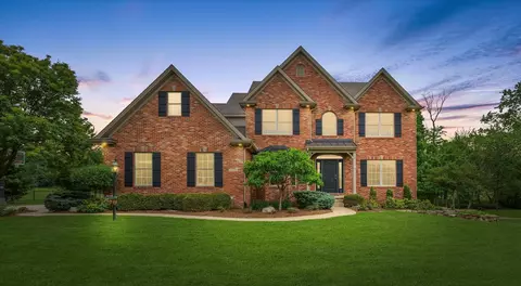 1303 Ridgefield Dr, Mahomet, IL 61853