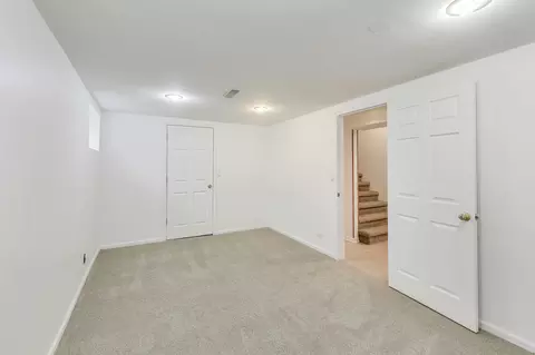 Bedroom - 237 S Radcliffe Ave, Des Plaines, IL 60016 photo 4 of 5