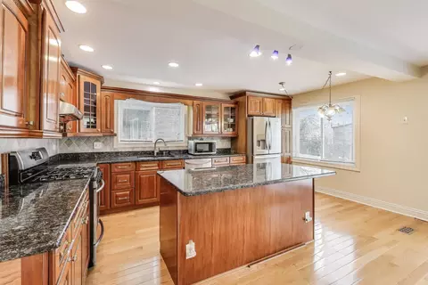 Kitchen - 237 S Radcliffe Ave, Des Plaines, IL 60016 photo 2 of 2