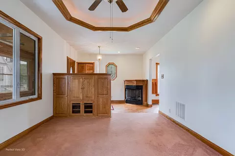 Living - 603 7th St, Mazon, IL 60444 photo 3 of 3