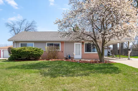 55 Payson St, Hoffman Estates, IL 60169