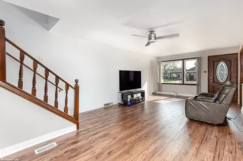 Living - 7720 Lorel Ave, Burbank, IL 60459 photo 1 of 1