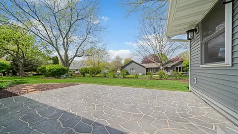 401 Deer Chase, Dixon, IL 61021 photo 32