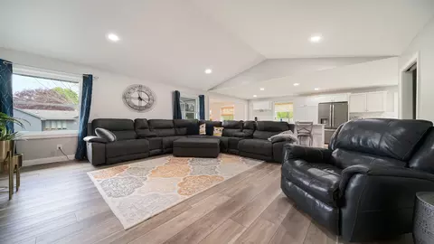 401 Deer Chase, Dixon, IL 61021 photo 11