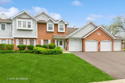 864 Quin Ct #201, Naperville, IL 60563