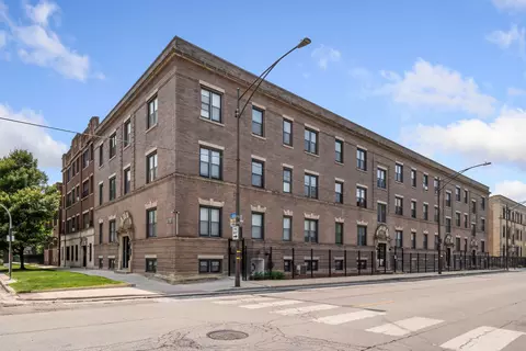 1133 E 61st St #2, Chicago, IL 60637 photo 3