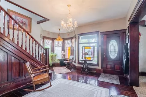 Entry Way - 816 E Olive St, Bloomington, IL 61701 photo 1 of 2