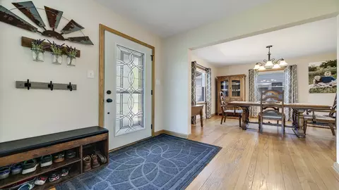 Entry Way - 1008 Mary Ave, Dixon, IL 61021 photo 1 of 1