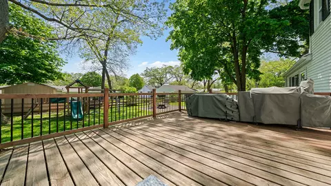 Exterior - 1008 Mary Ave, Dixon, IL 61021 photo 5 of 10