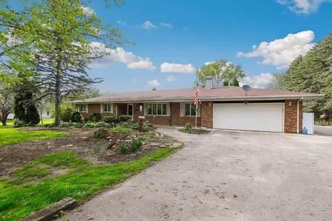 17406 W Manhattan Rd, Elwood, IL 60421