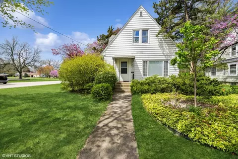 131 Alma St, Sycamore, IL 60178