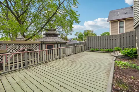 Exterior - 108 N Channing St, Elgin, IL 60120 photo 6 of 9