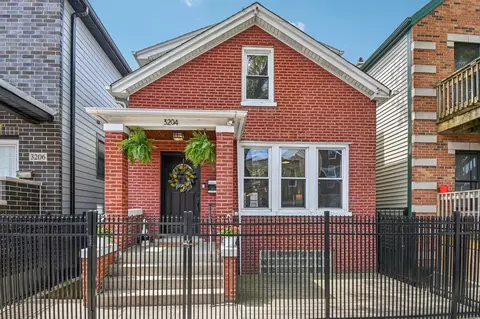 3204 S Lituanica Ave, Chicago, IL 60608