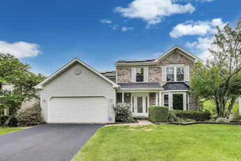 713 Mohican Trl, Lake In The Hills, IL 60156