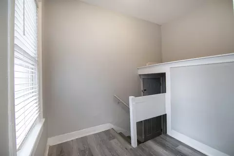 Entry Way - 215 S Chicago Ave, Kankakee, IL 60901 photo 3 of 3