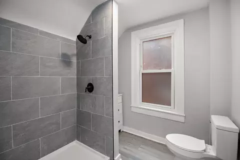 Bath - 215 S Chicago Ave, Kankakee, IL 60901 photo 1 of 4