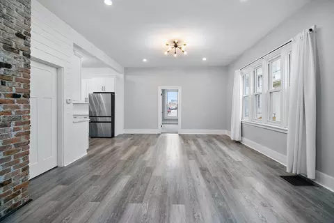 Living - 215 S Chicago Ave, Kankakee, IL 60901 photo 4 of 6