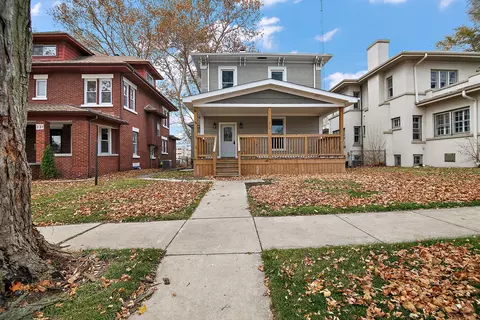 Exterior - 215 S Chicago Ave, Kankakee, IL 60901 photo 4 of 4